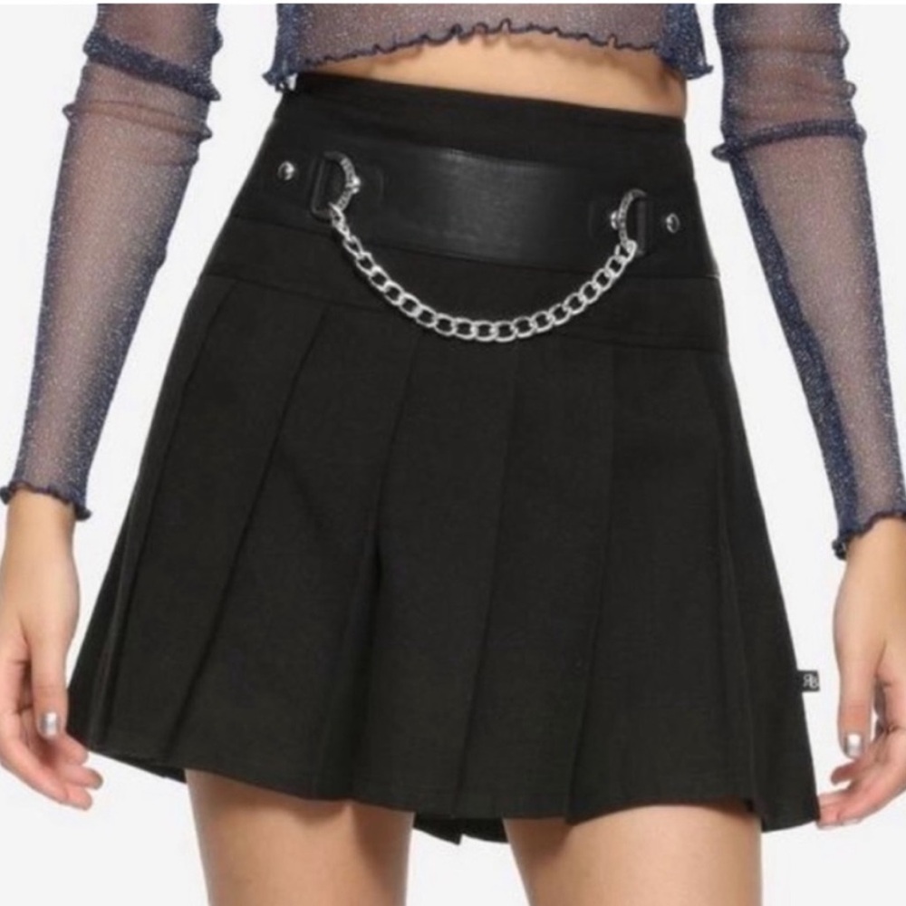 Royal Bones BLACK PLEATED SKIRT XL Daang Goodman Chain Goth Punk Grunge  SP1324